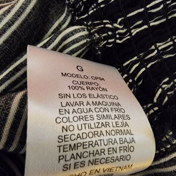 Ci Sono Black & White Stripe Wide Leg Pants – Smocked Waist – Size L - Picture 10 of 11